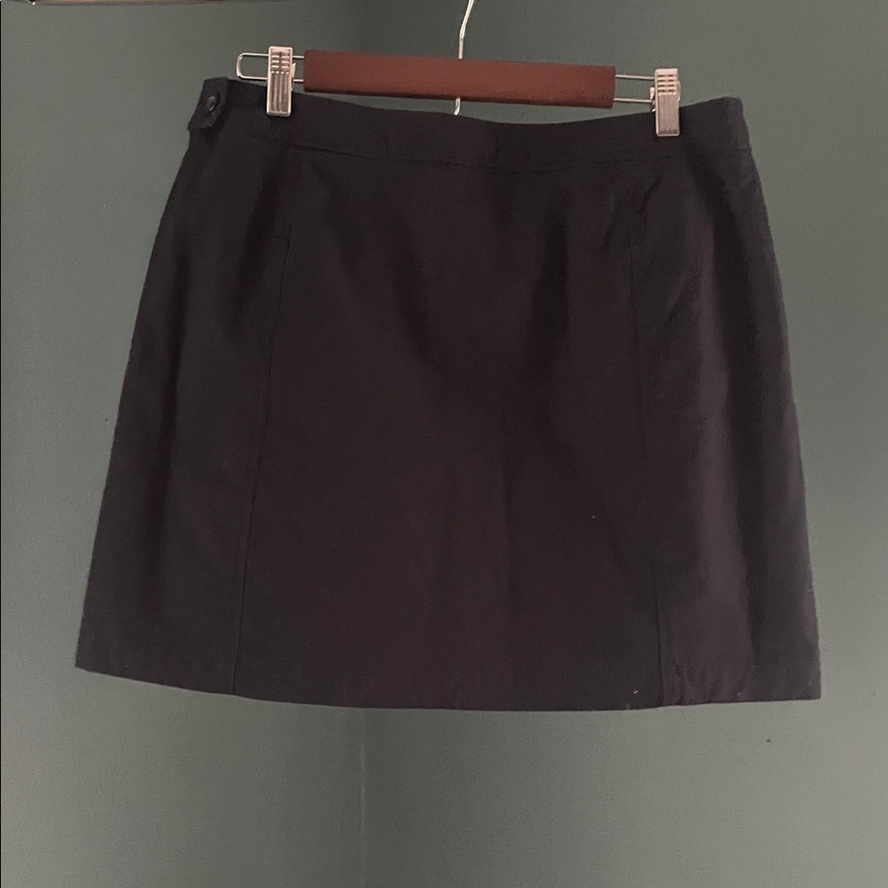 Dockers black skirt with build in shorts